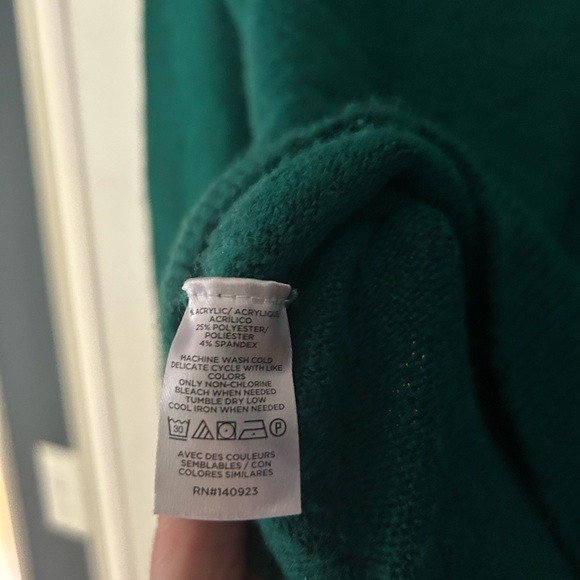 LOFT Green V-Neck Sweater with Button Details - Picture 5 of 6